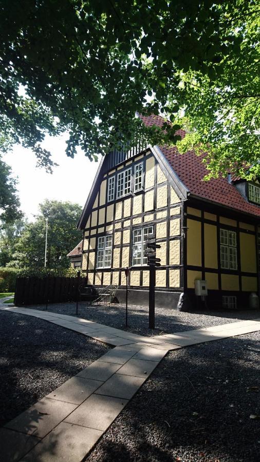 Hotel Egeskoven Viborg Bagian luar foto
