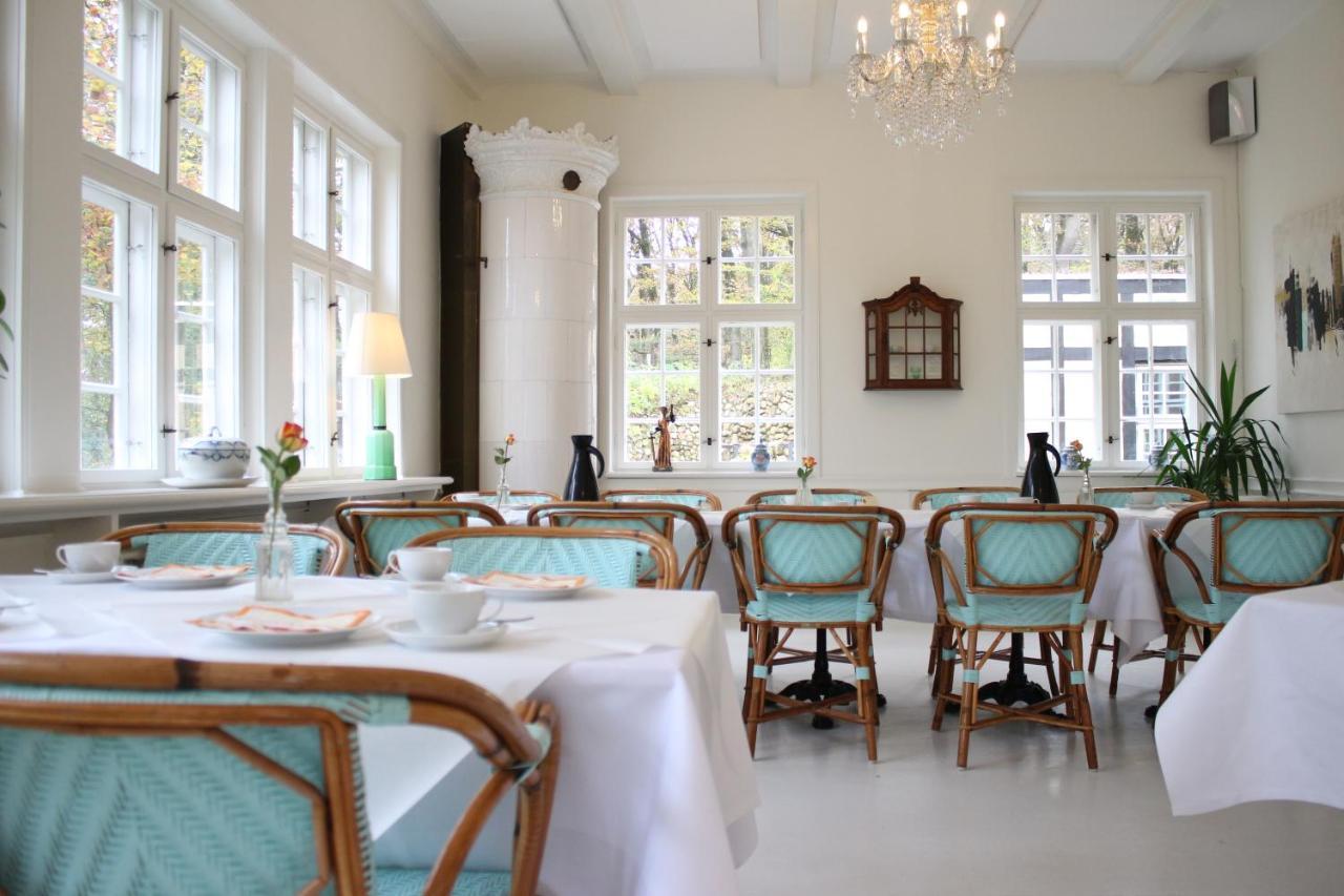 Hotel Egeskoven Viborg Bagian luar foto